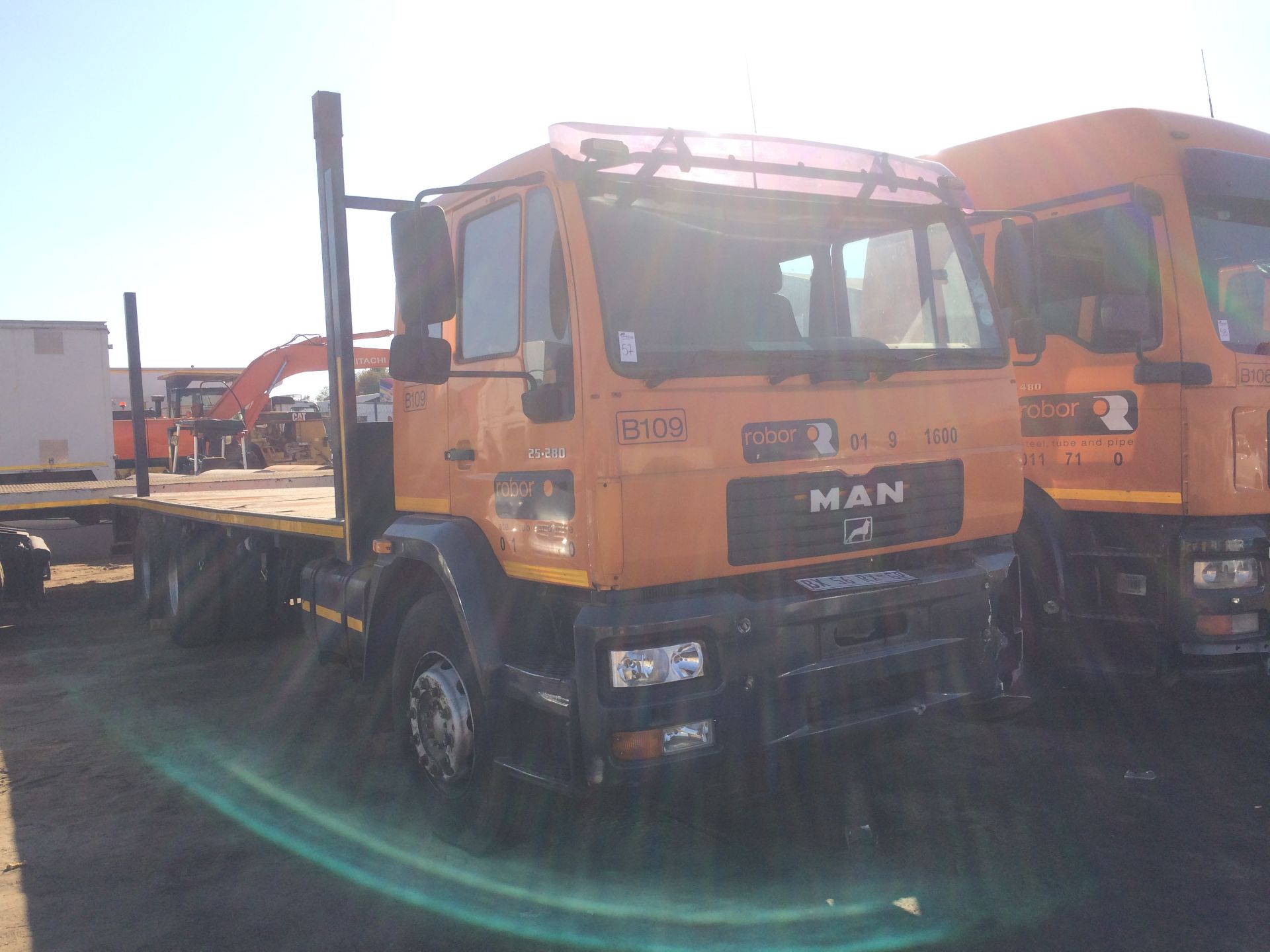 2006 MAN 25-280 6X2 F/DECK (NON-RUNNER) - (BX56RXGP)