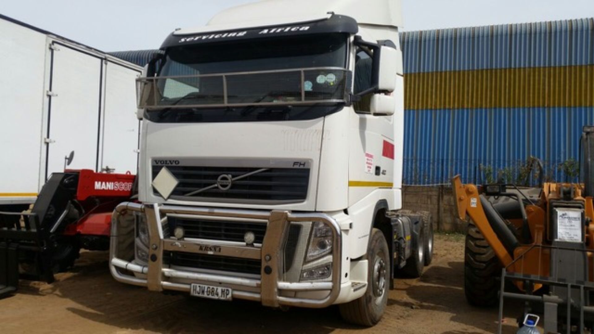 2014 VOLVO FH12 480HP 6X4 T/T - (HJW084MP)