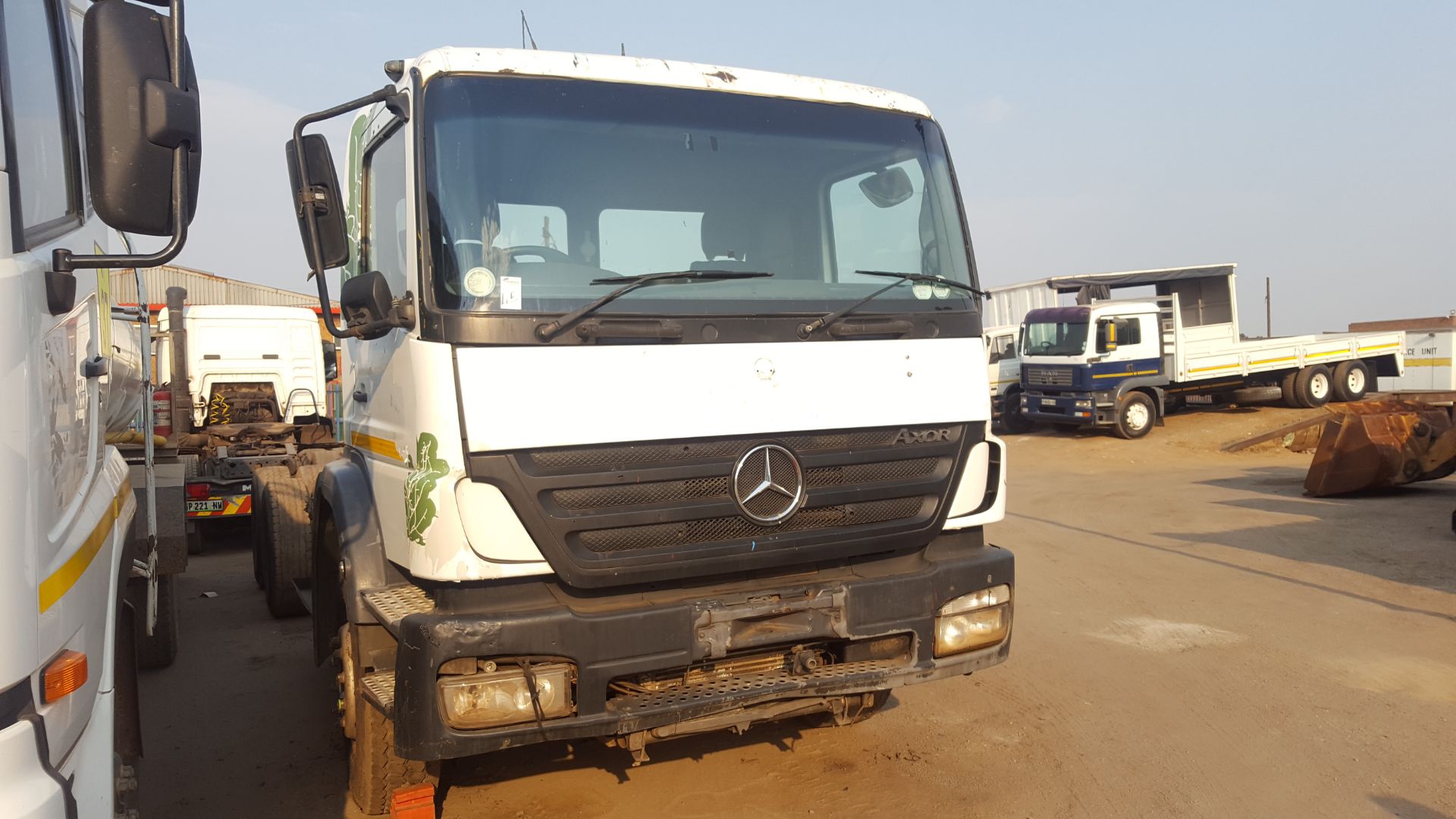 2008 M/BENZ 2628 C/CAB - (XXN482GP)