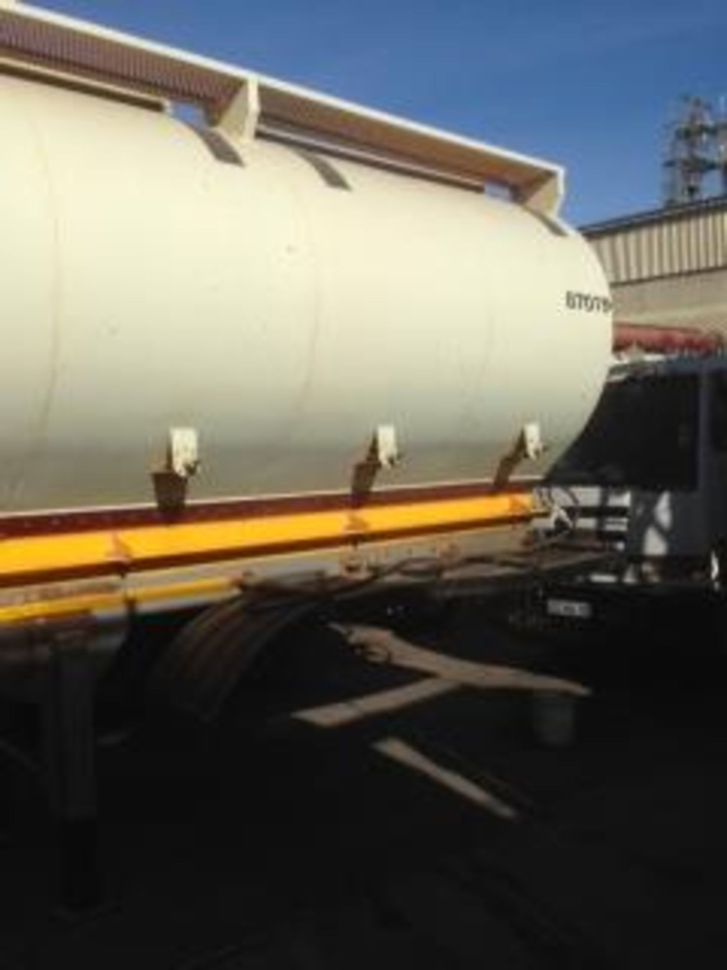 2008 AUGER TRI-AXLE AUGER BULK TANKER TRAILER CK28087 - Subject to Confirmation