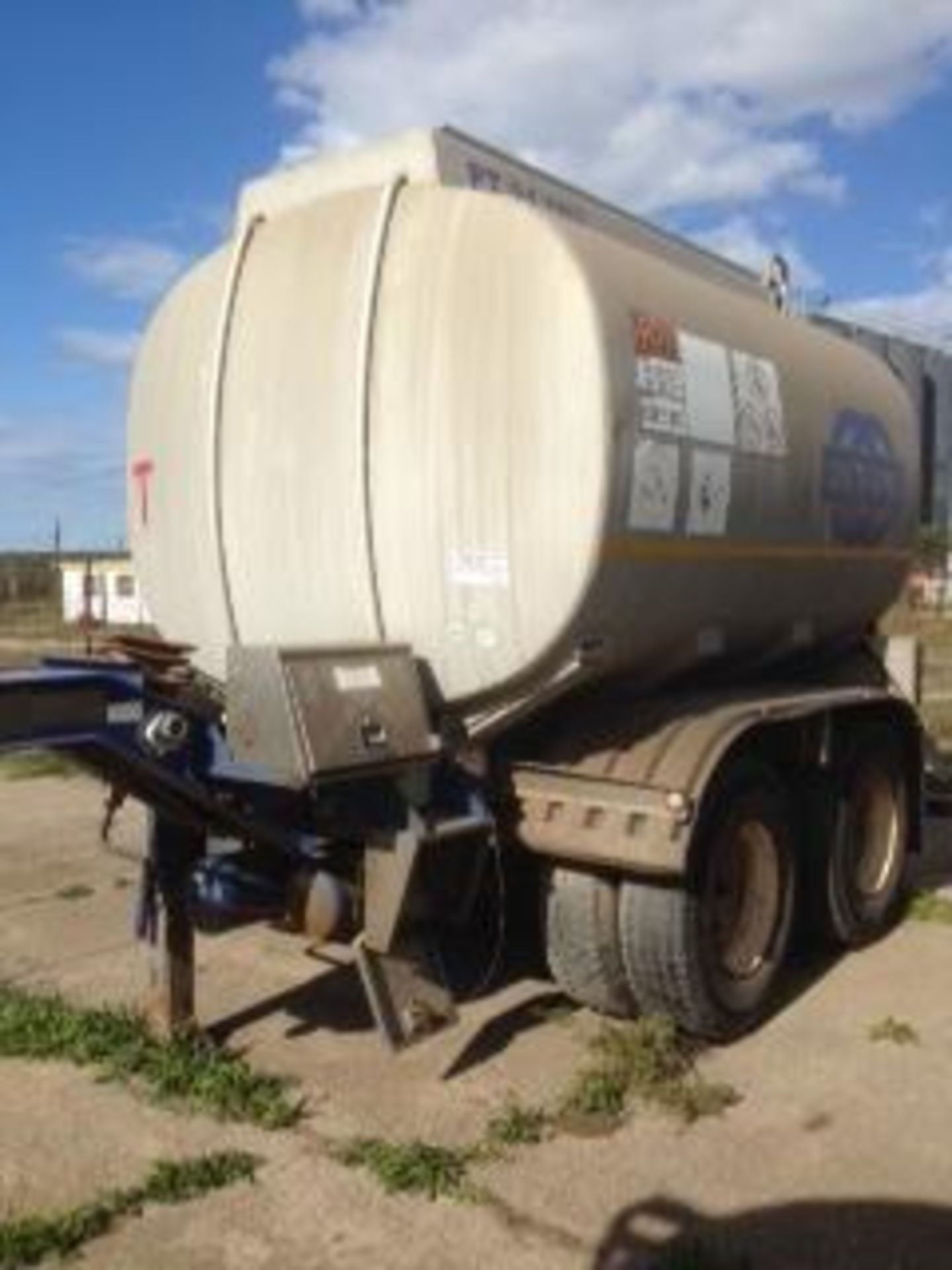 2005 GRW D/AXLE JET FUEL PUP TRAILER - (PT91) - LOCATION PE - Subject to Confirmation - Image 2 of 6