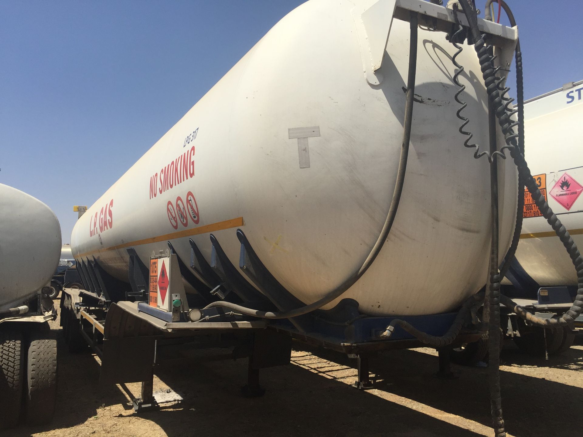 2007 GRW TRI-AXLE LPG TANKER TRAILER - ( DB01VSGP )