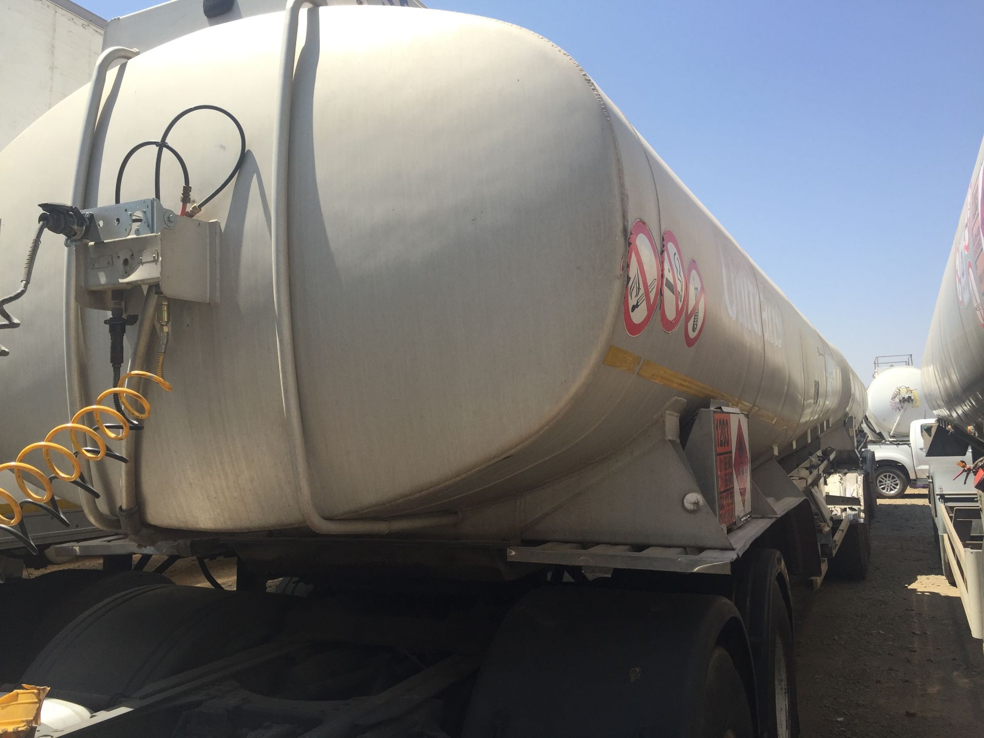 2000 GRW INTERLINK ALUMINIUM FUEL TANKER TRAILER - ( LSC548GP / LRZ521GP )