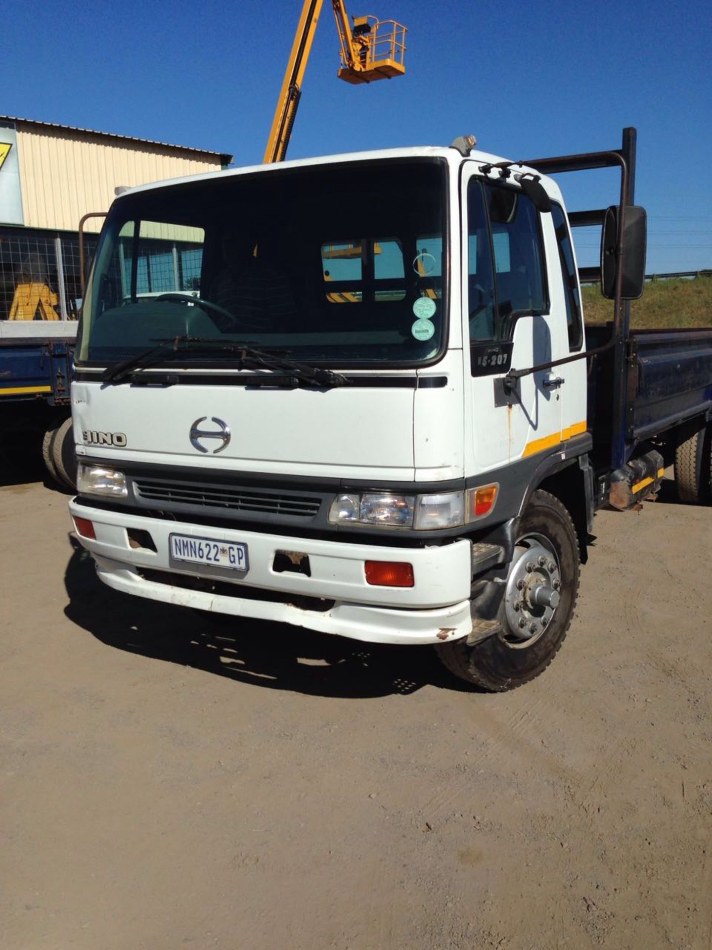 2002 TOYOTA HINO 15-207 D/SIDE - (NMN622GP)