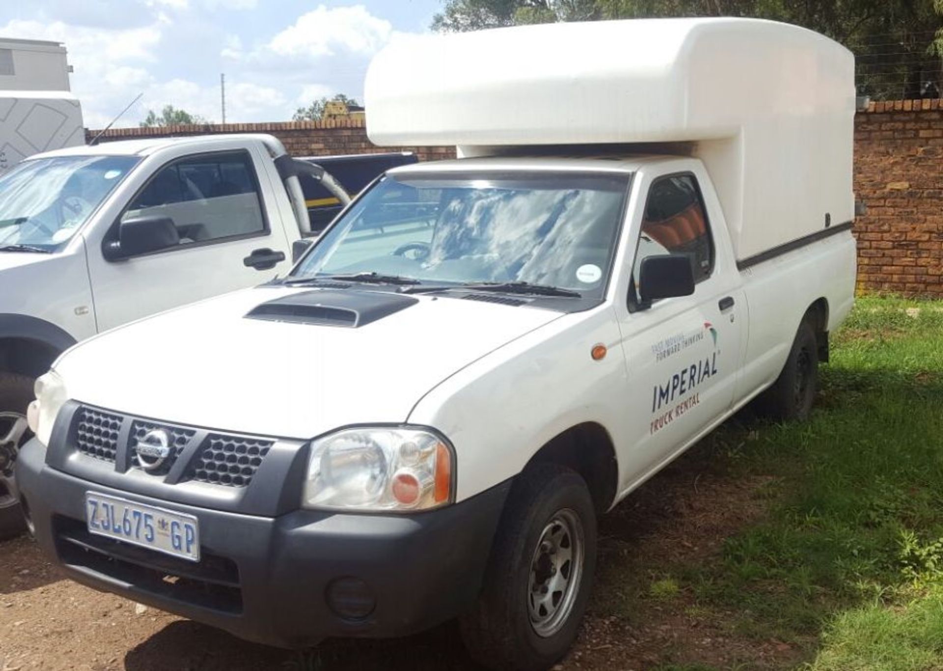 2010 NISSAN NP300 HARDBODY LDV - (ZJL675GP)