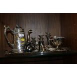 A SELECTION OF SILVER PLATED WARE ETC. TO INCLUDE SERVING TRAY, TEAPOT ETC. (8)