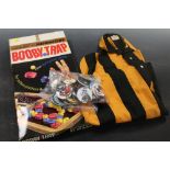 A VINTAGE WOLVES SHIRT TOGETHER WITH A BAG OF BUTTON BADGES, TO INCLUDE ADVERTISING TYPES AND A BOA