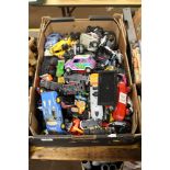 A BOX OF TOY CARS TO INCLUDE CORGI, ETC