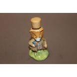 A BOXED BESWICK BEATRIX POTTER 'AMIABLE GUINEA -PIG' FIGURE