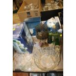 A TRAY OF GLASSWARE TO INC A GLASS ROD PENDANT LIGHT SHADE & A TRAY OF CERAMIC MASKS (2)