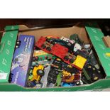 A QUANTITY OF DIECAST VEHICLES TO INCLUDE CORGI, MATCHBOX, ETC