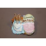 A BESWICK GOLD STAMP BEATRIX POTTER 'HUNCA MUNCA'