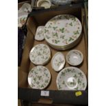 A TRAY OF WEDGWOOD WILD STRAWBERRY PATTERN DINNERWARE ETC