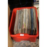 A BOX OF CLASSICAL LP RECORDS TO INC BEETHOVEN, MOZART ETC