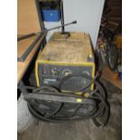 A HEAVY DUTY KARCHER PRESSURE WASHER