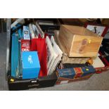 A BOX OF ASSORTED SUNDRIES & METALWARE TO INC A WOODEN WINE BOX, NEWSPAPERS ETC