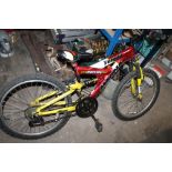 A RED MAGNA TORRID MOUNTAIN BIKE