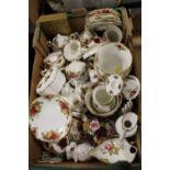 A TRAY OF ROYAL ALBERT OLD COUNTRY ROSES ETC