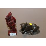 A BRONZED STYLE SPORTING DOG RESIN FIGURE & A MODERN ORIENTAL RESIN FIGURE (2)