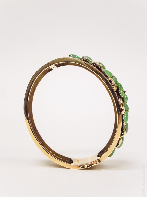Gump’s Gold and Jade Bangle. - Image 5 of 5