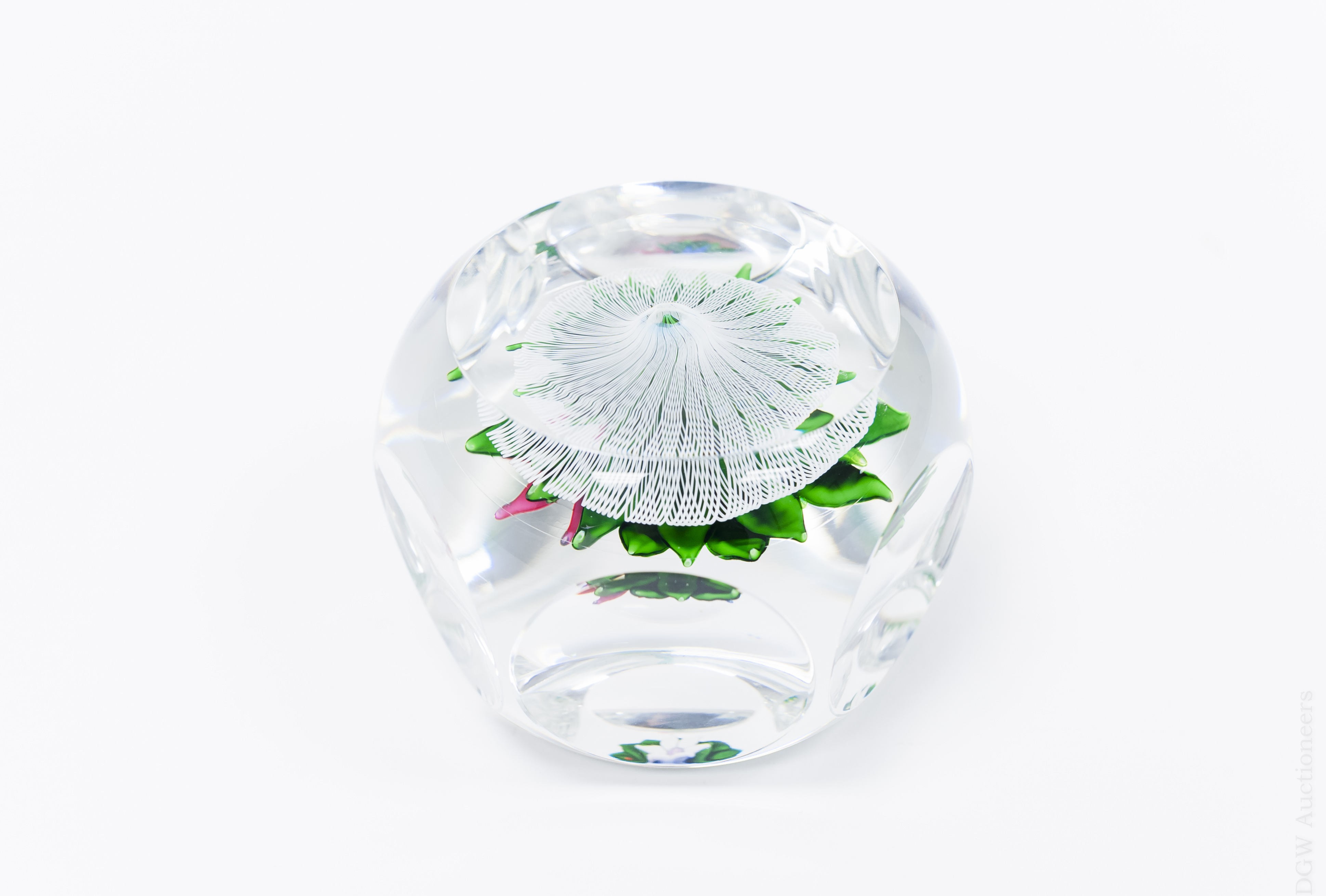 Saint-Louis Art Glass Paperweight. - Image 3 of 6