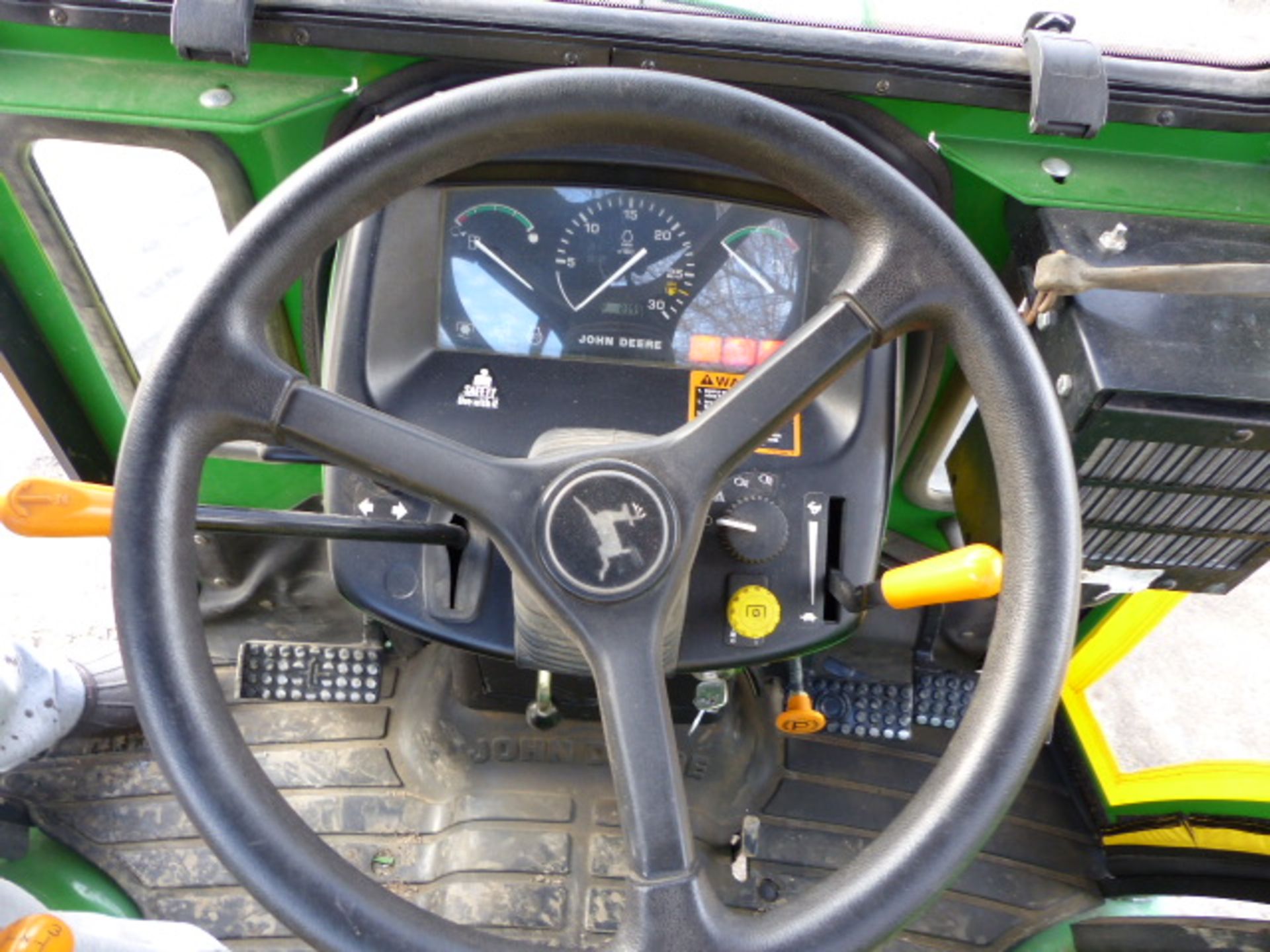 JD 4700 TRACTOR - Image 10 of 11