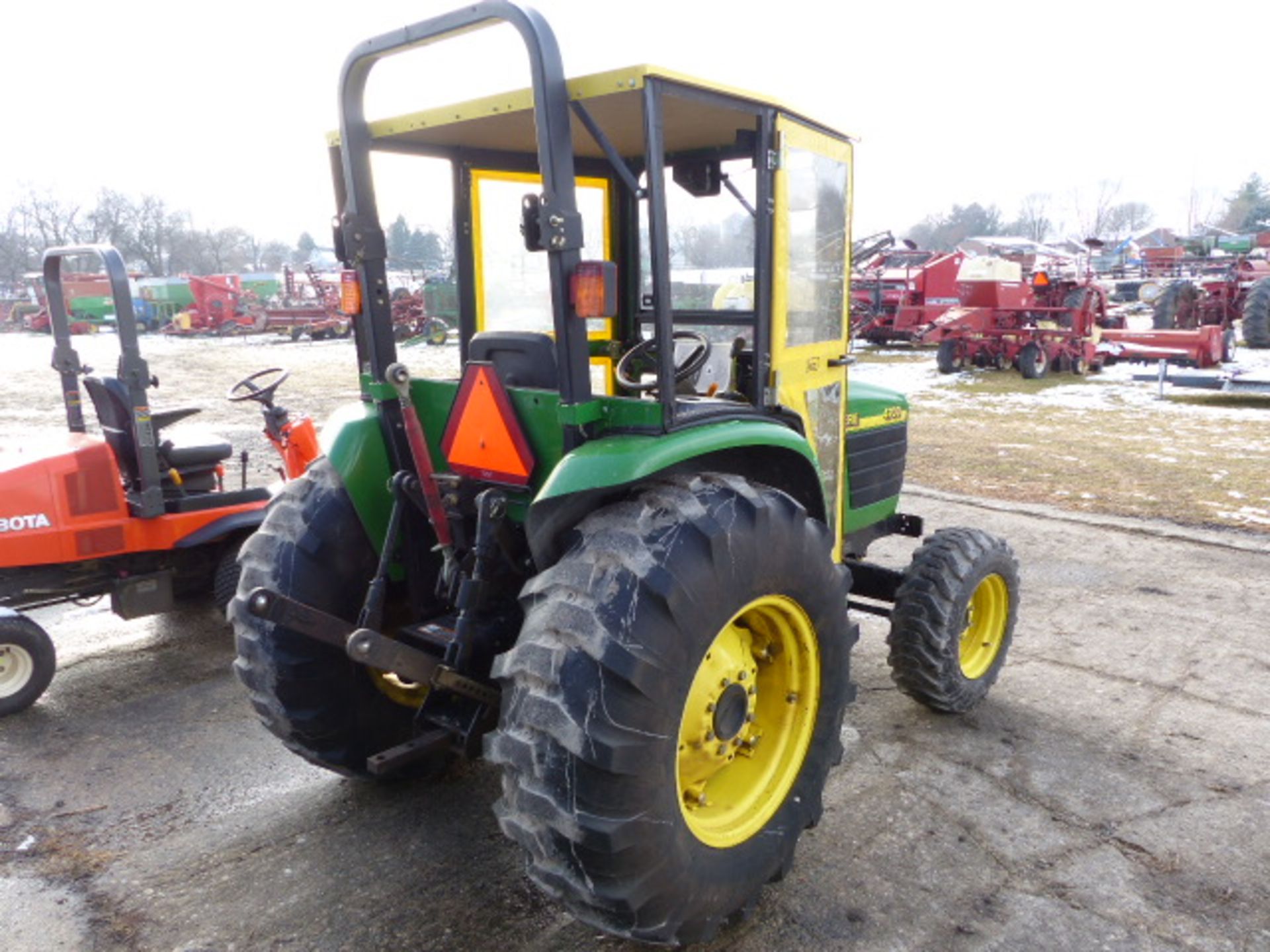 JD 4700 TRACTOR - Image 3 of 11