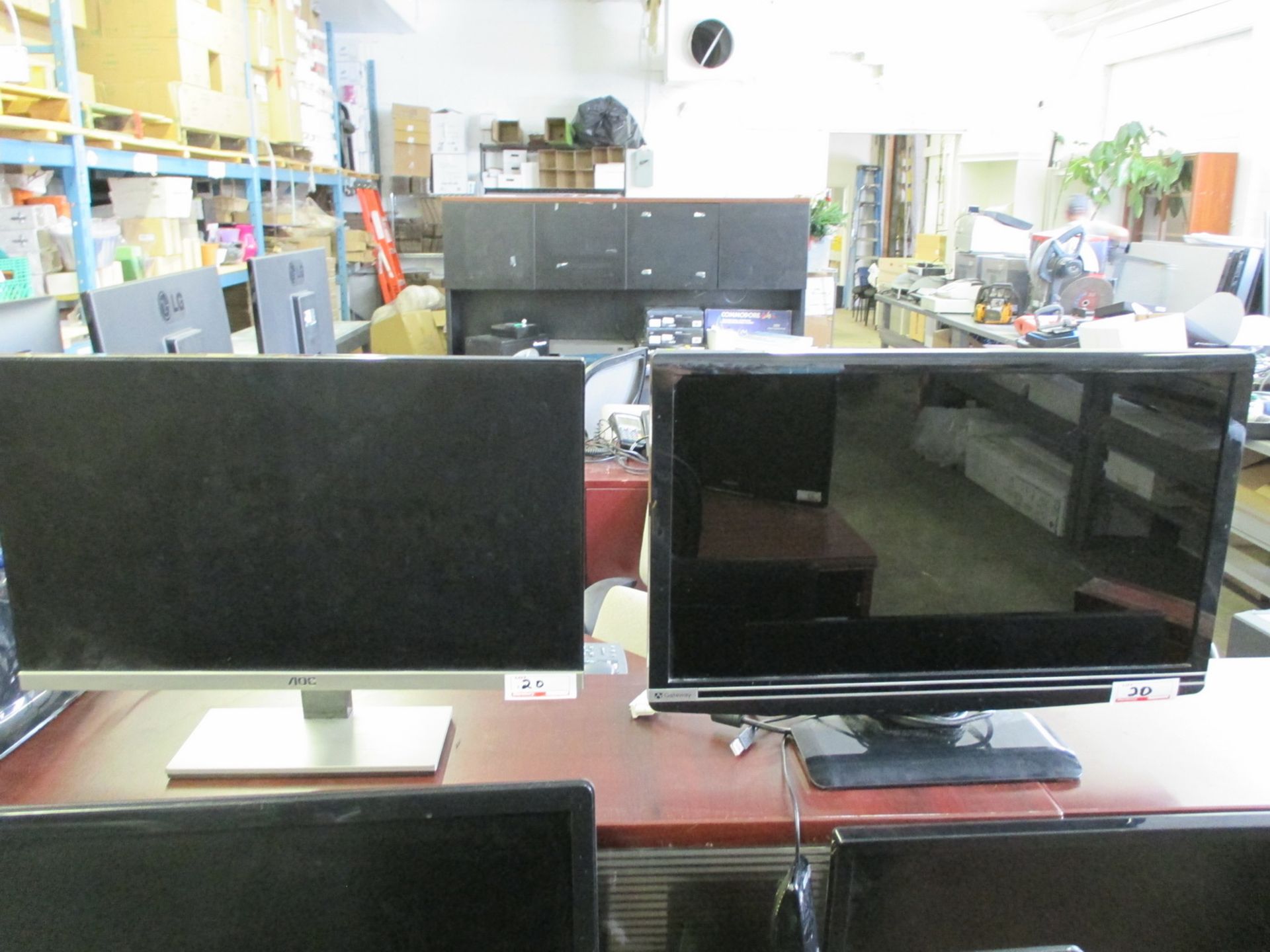 LOT OF 2 - 23" LCD MONITORS - AOC 230LM0023 & GATEWAY FHX2300