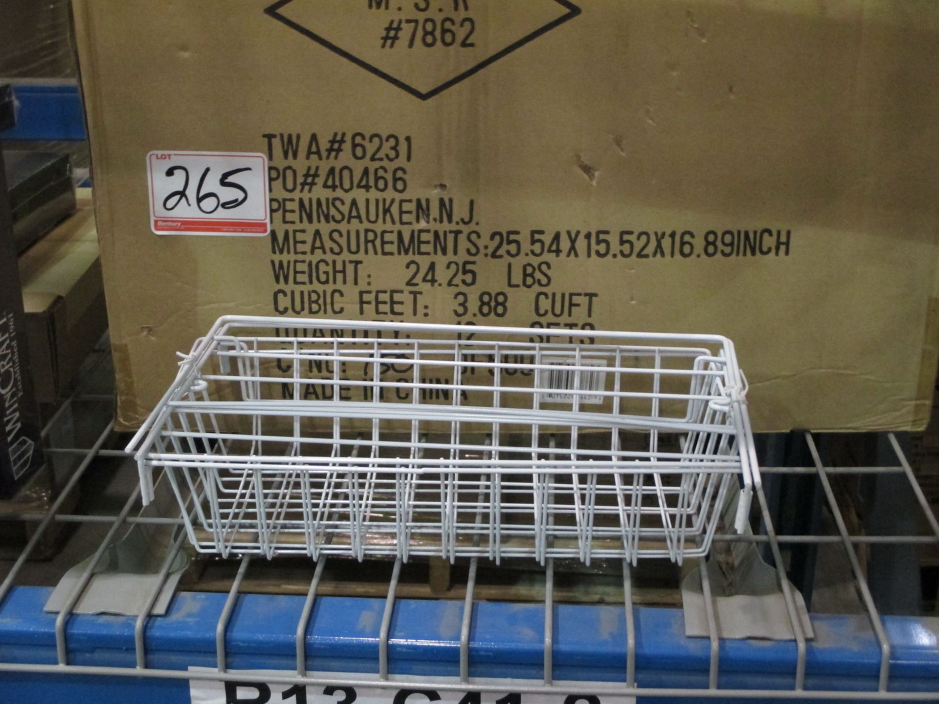 LOT - WHITE METAL BASKETS (24 SETS - 2 BOXES)