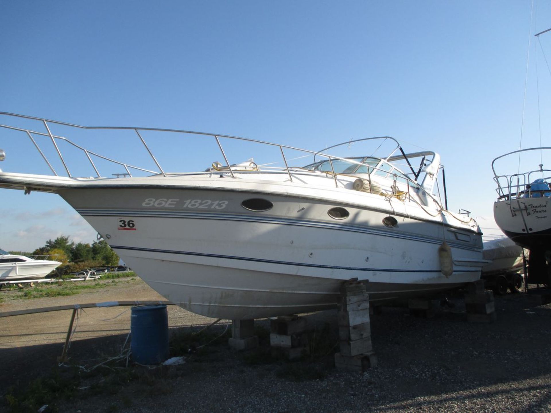 1990 DORAL PRESTANCIA 30'L / 10' BEAM CABIN CRUISER W/ (2) MERCRUISER 4.3L V6 ALPHA ONE ENGINES,