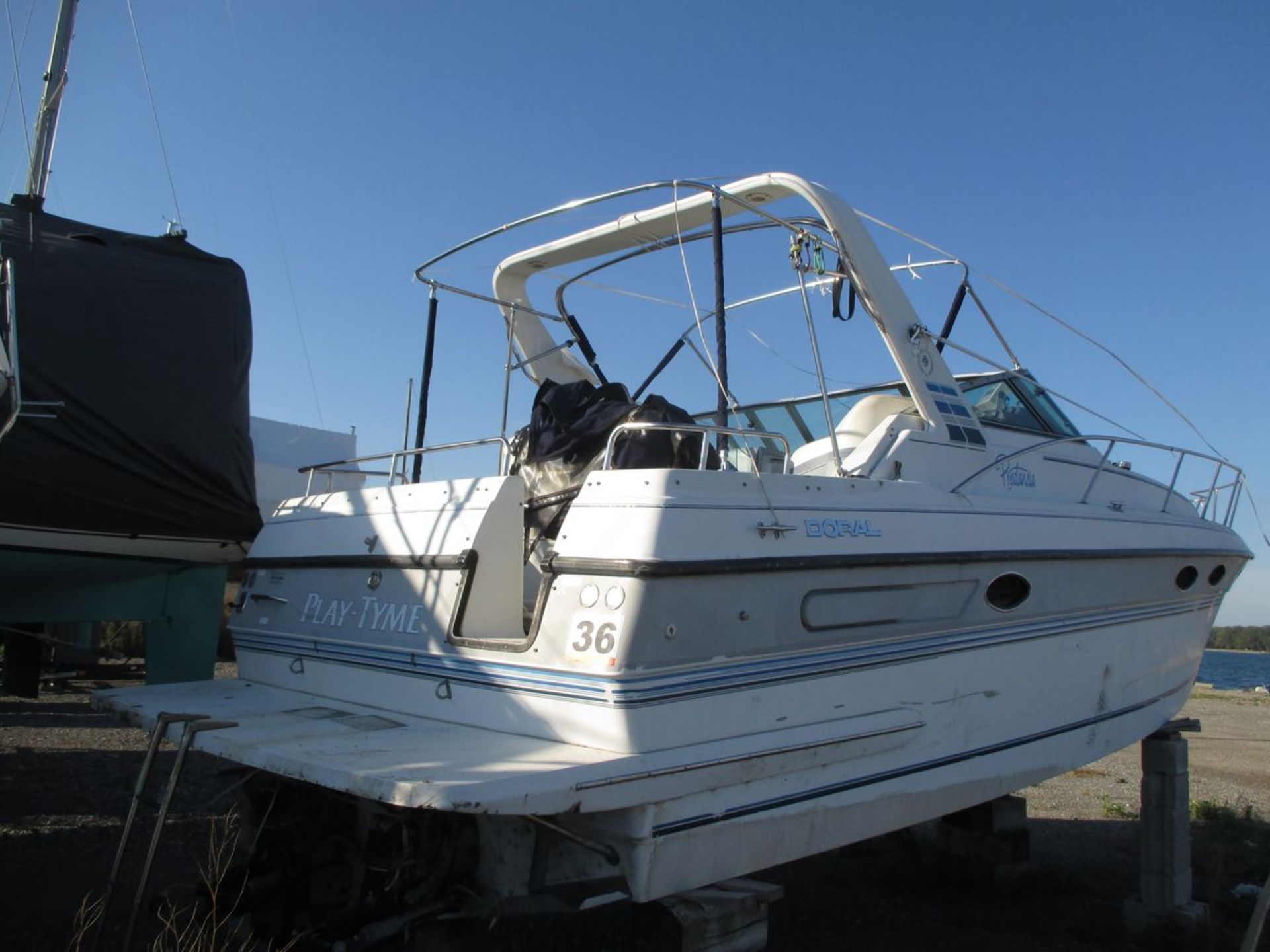 1990 DORAL PRESTANCIA 30'L / 10' BEAM CABIN CRUISER W/ (2) MERCRUISER 4.3L V6 ALPHA ONE ENGINES, - Bild 2 aus 10