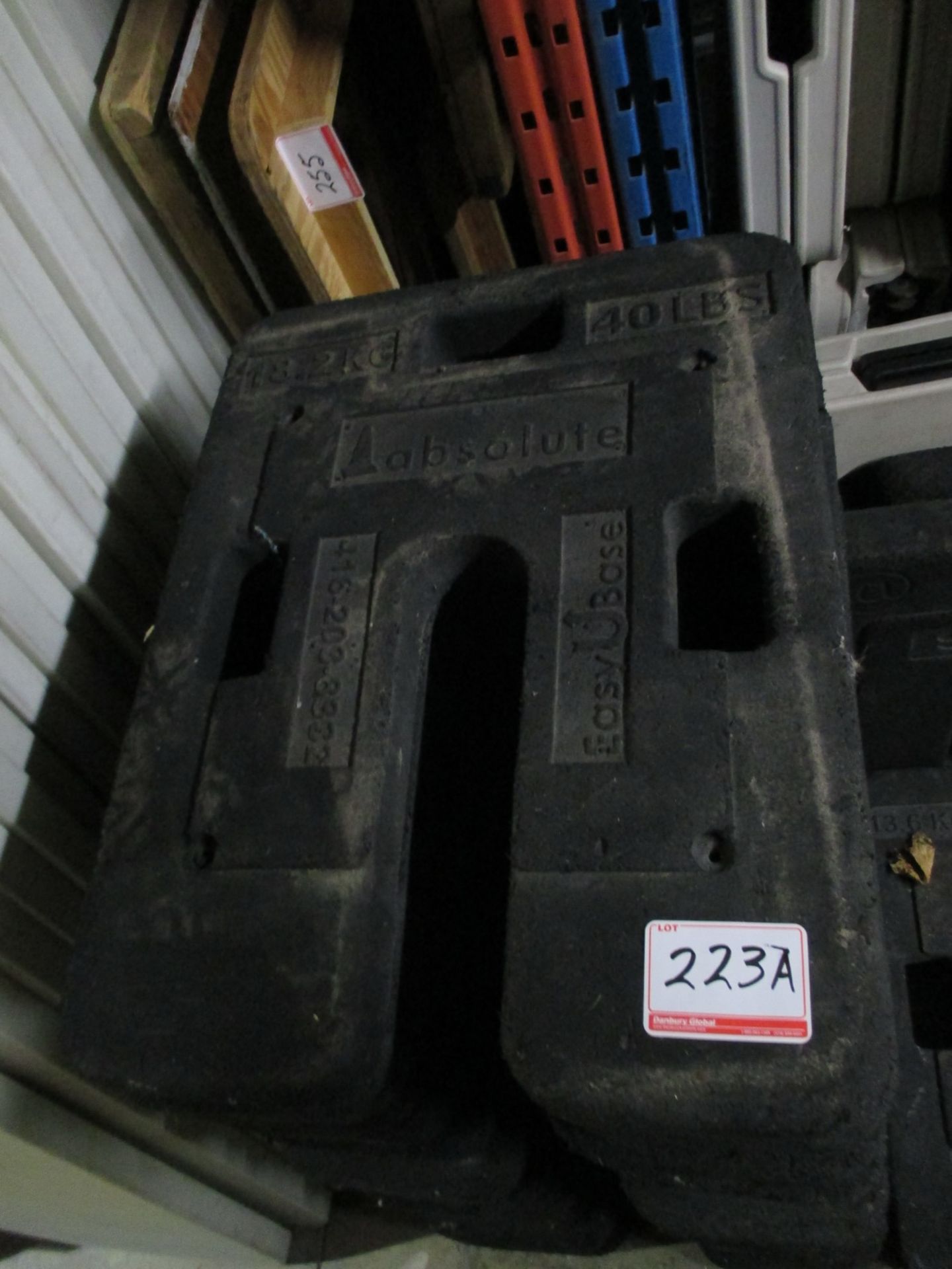 ABSOLUTE 40 LB RUBBER 20 1/2" X 27 " POST WEIGHTS