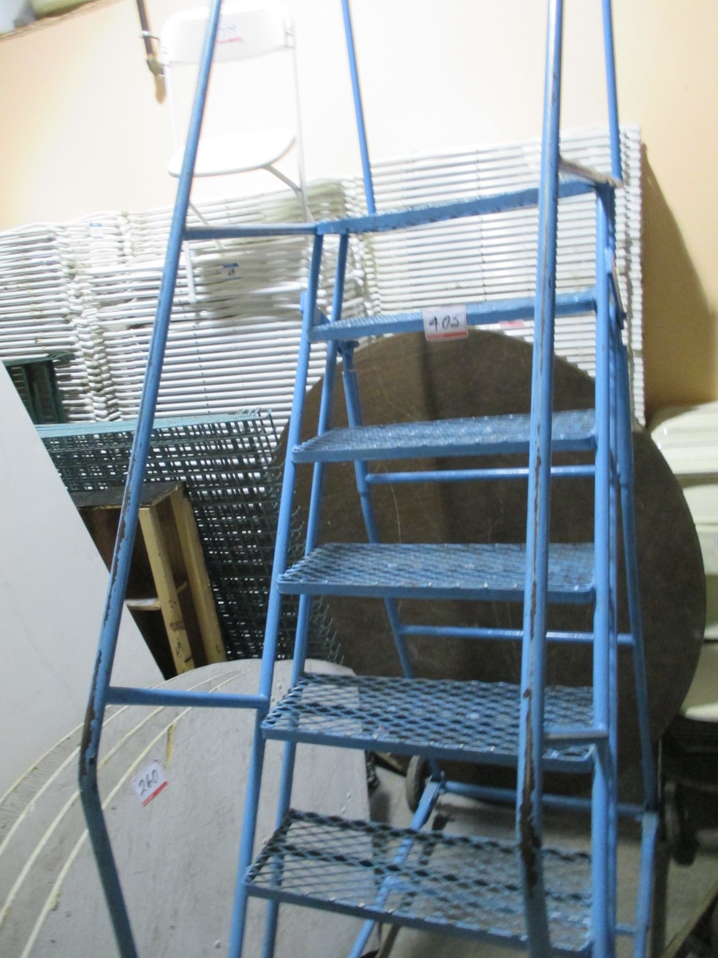 BLUE STEEL 8 STEP WAREHOUSE LADDER (MUST STAY UNTIL DECEMBER 19TH)