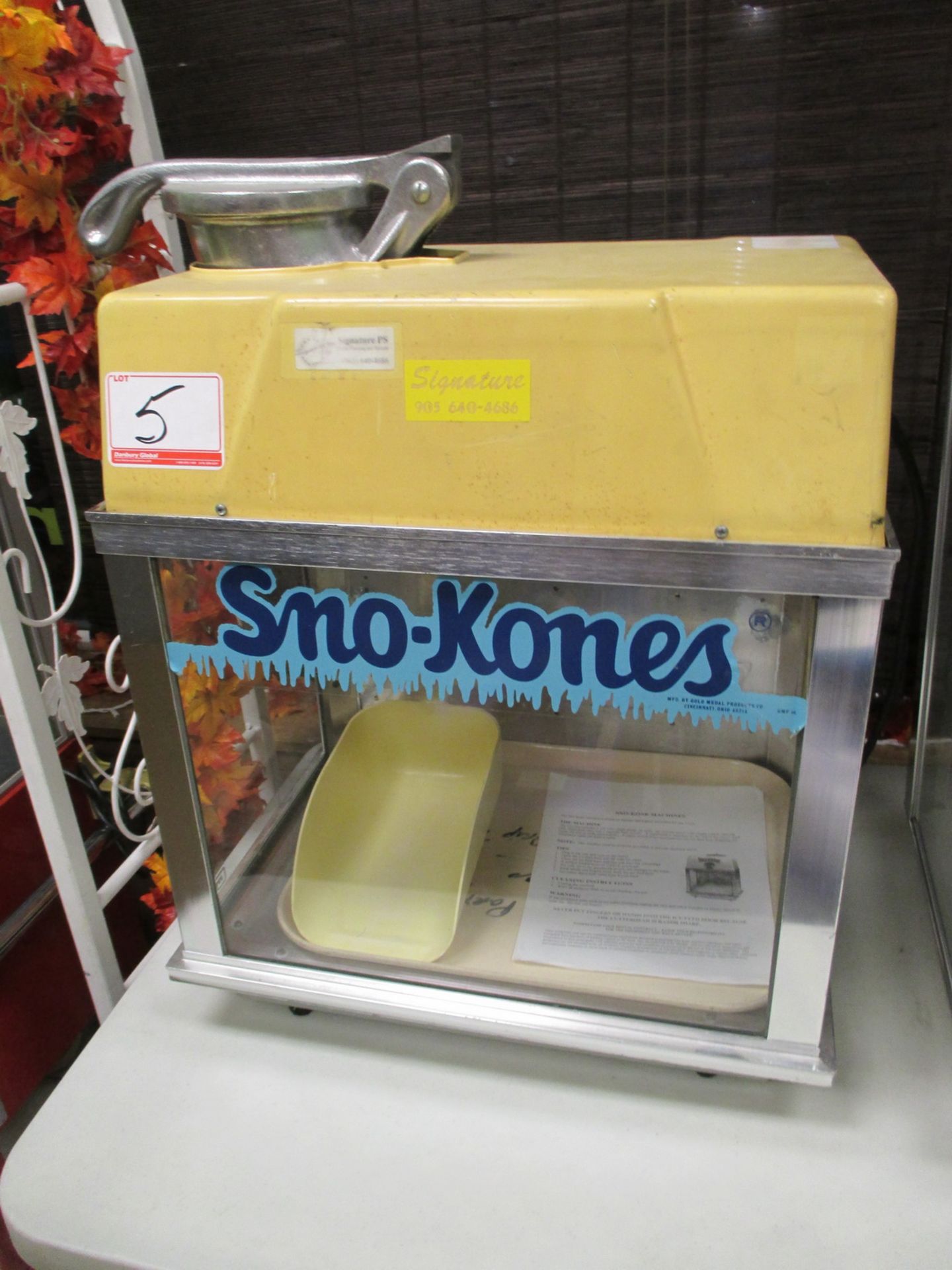 GOLD MEDAL MOD 1002 DELUXE SNO-KONE MACHINE