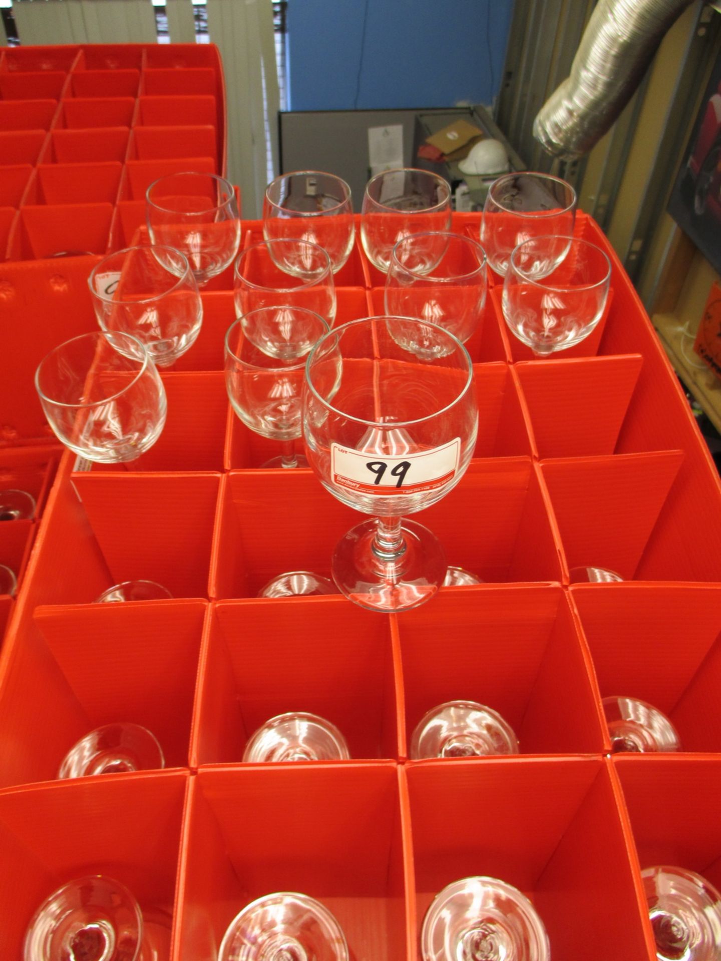 WINE 8 OZ CLEAR GLASS GLASSES (IN 2 RED COROPLAST CONTAINERS)