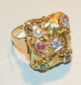 Art Deco Ring mit Brilliantbesatz,585 GG, Anf.20.Jhd. hochgearbeitete Ring in floraler Gestaltung,