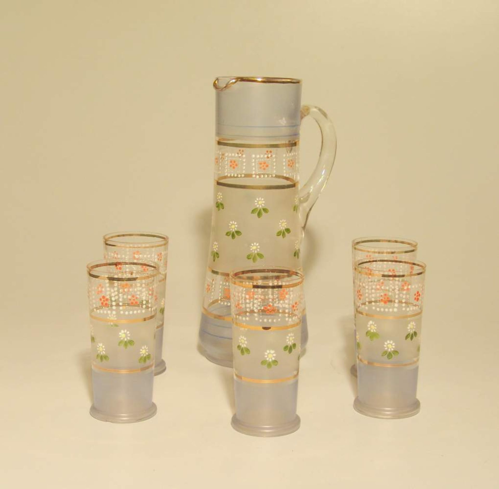 sommerliches Trinkglasset mit Art Deco Emaillebemalung Kanne und 5 Gläser aus mattiertem ,