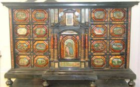 Prunk-Kabinett, Neapel, Anf.18. Jhd. Eiche, Weichholz, ebonisiertes Obstholz, Malereien auf Glas