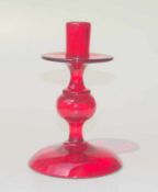 Kerzenhalter,rotes Glas, Böhmen 20.Jhd. in der Masse gefärbtes, rotes Glas (Kompositionsglas),