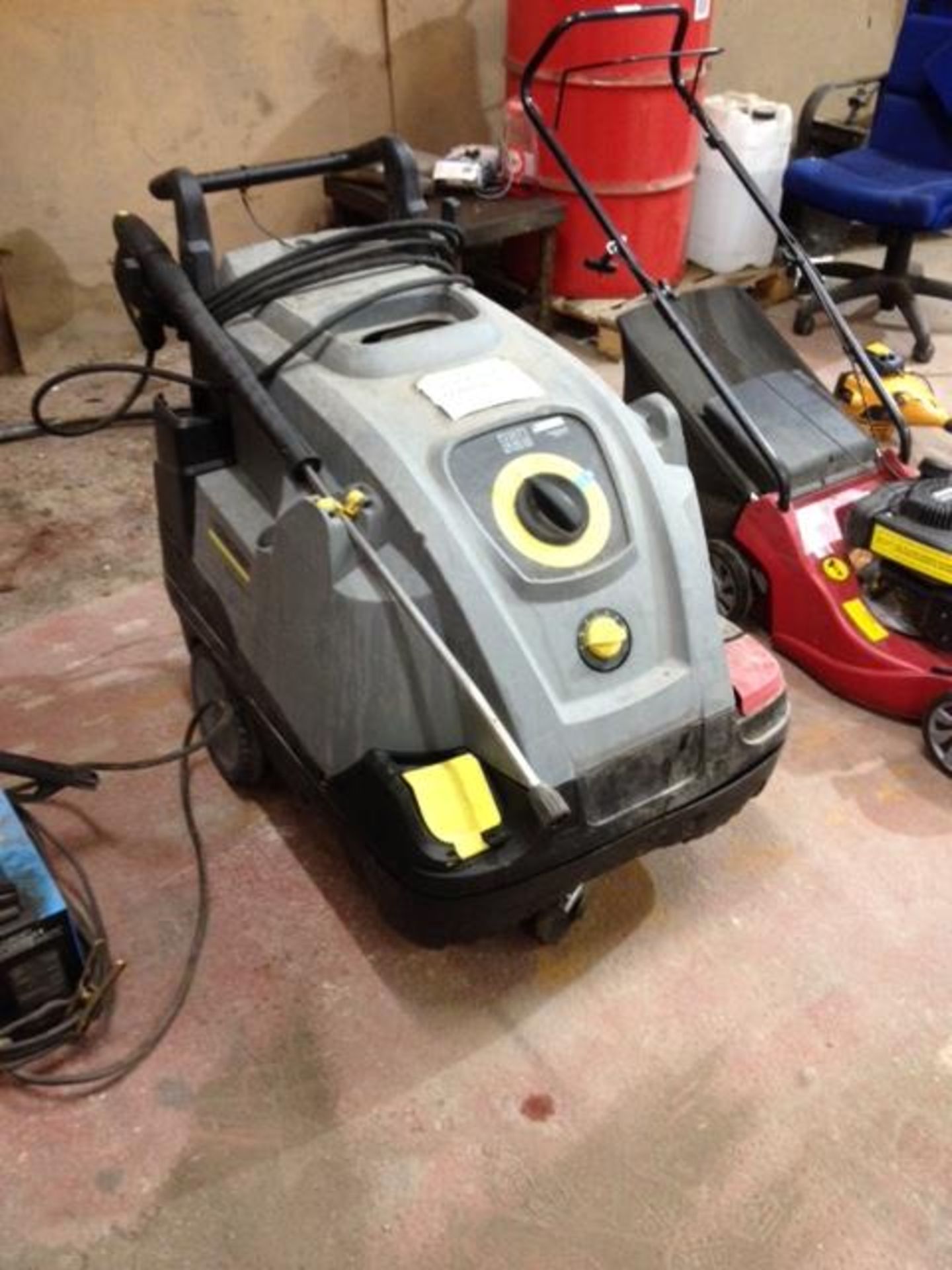 KÄRCHER Professional HDS 6/10-4C 240v volt hot water high pressure washer S/No: 010569 (2014)