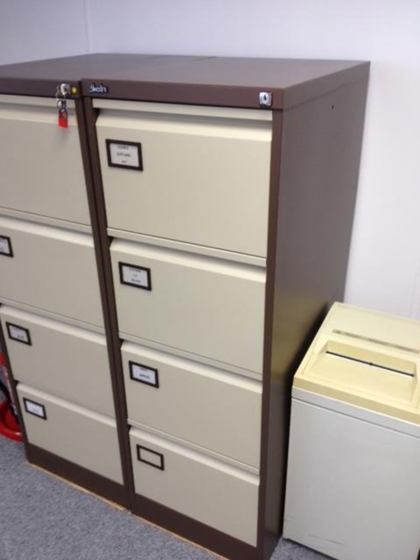 Silverline metal four drawer filing cabinet (with key)