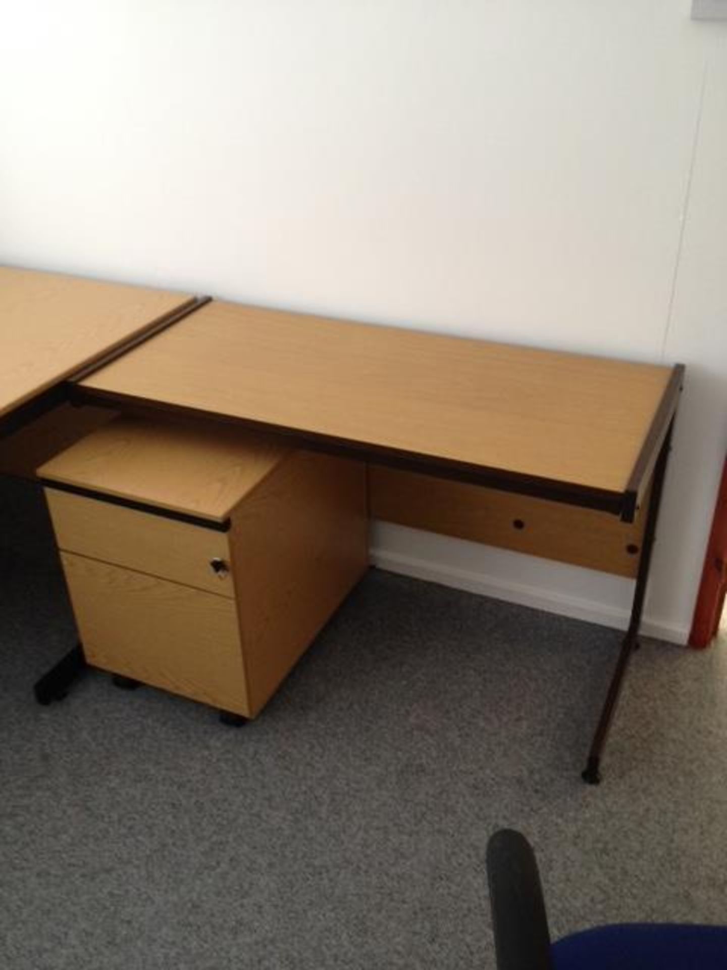 Woodgrain veneer desk