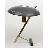 Kalff, Louis Christiaan (1897 Amsterdam - Waalre 1976) Designer-Schreibtischlampe "Z"-Form,