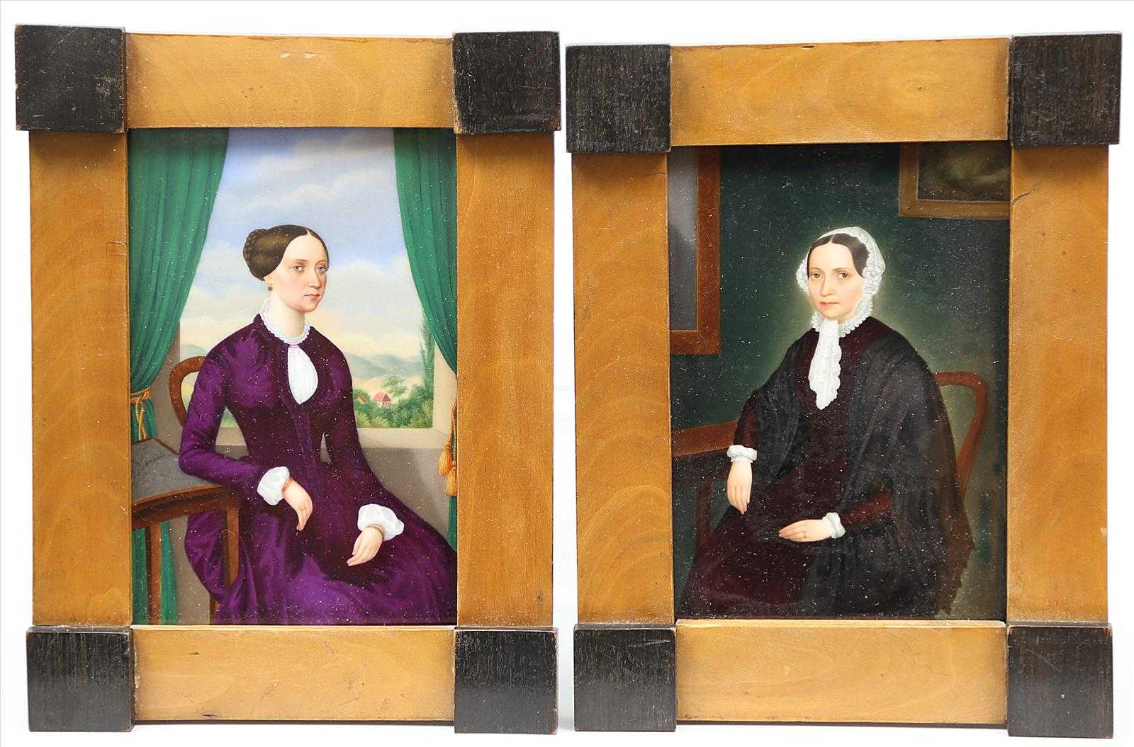 Paar Biedermeier-Porzellanbildplatten. Bunt bemalt mit Damenbildnissen (Pendants). 1. Hälfte 19. Jh.