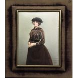 Porzellanbildplatte. Bunt bemalt mit Damenbildnis, re. u. sign. L. Sturm (für Ludwig Sturm 1844-