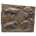 Haage, Annemarie (geb. 1917 Berlin) Relief mit drei Gnus (?). Bronze mit brauner Patina. 27x 35 cm.