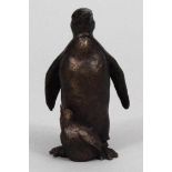 Lipensky, Franz Josef (geb. 1932 in Böhmisch-Leipa/Nordböhmen) Pinguinmutter mit Kind. Bronze, braun