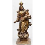 Barockskulptur "Madonna mit Kind". Holz, geschnitzt. Schwebend auf einer Wolke und mit Krone