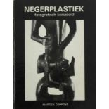 Negerplastiek fotografisch benaderd, Martien Coppens, Eindhoven, 1975