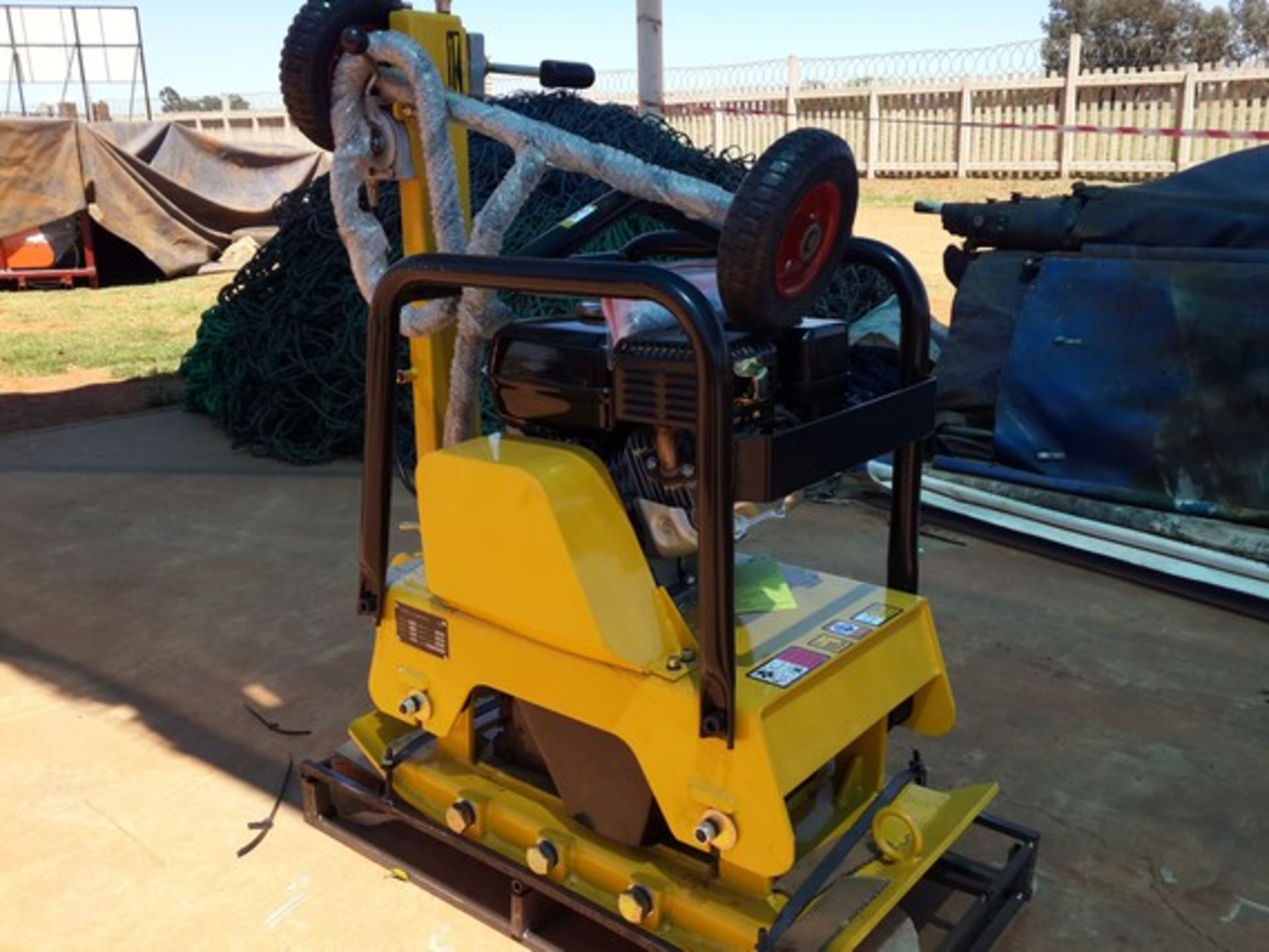 Honda Powered Reversible Plate Compactor GX160